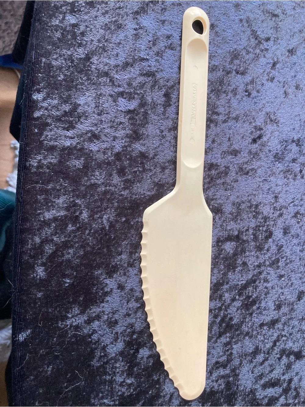 N/A beige plastic